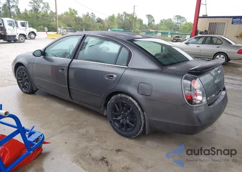 2005 Nissan Altima 2.5 S из США, поврежденный, VIN 1N4AL11E05N429697